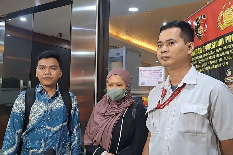 10 Jam Pemeriksaan Mantan ART Inara Rusli Soal Akses Ilegal CCTV.