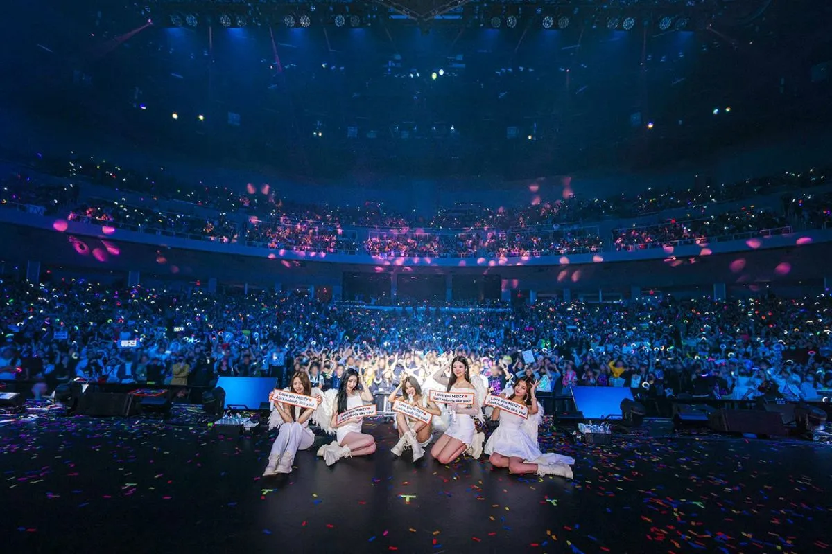 Melalui Program Sosial, ITZY Undang Pasien Anak ke Konser World Tour di Seoul