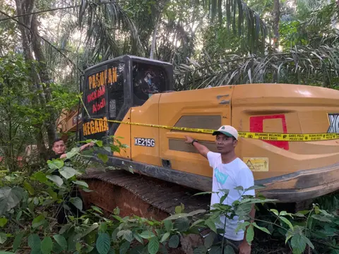 Polisi Bongkar Praktik Tambang Emas Ilegal di Jawa Barat, Sejumlah Alat Berat Disita