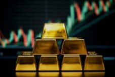 Harga Emas Turun Setelah Reli Panjang, Analis Ungkap Penyebabnya