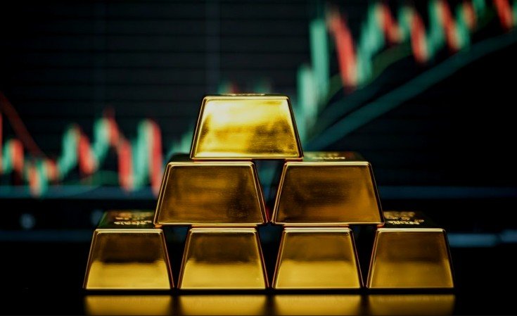 Harga Emas Turun Setelah Reli Panjang, Analis Ungkap Penyebabnya