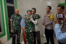 Prajurit TNI yang Tuduh Penjual Es Gabus Dapat “Jam Komandan”, Apa Itu?