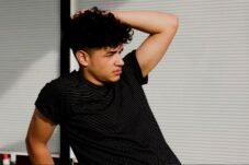 55 Model Rambut Pria Terbaru 2026, Bikin Makin Ganteng & Stylish