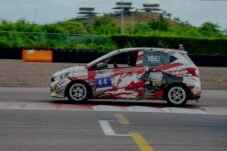 Kendala Teknis, Tim Balap Ini Podium di Balap Ketahanan Mandalika Indonesia