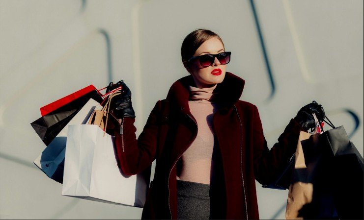 Fenomena “Berangkat dari Nol”, Pencitraan Pernah Hidup Susah di Indonesia