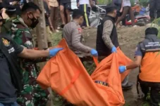 Geger! Warga Cibatu Garut Temukan Mayat Membusuk, Siapa Sosok Dibalik Pakaian Serba Hitam Itu?