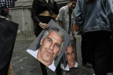 Prancis Bentuk Tim Hukum untuk Periksa Berkas Epstein