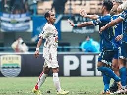 Rivalitas Abadi: Kisah Panas Antar Suporter Klub Sekota