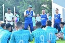 Di Balik Gemuruh Stadion: Kisah Perjuangan Sepak Bola Pria Modern