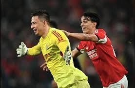 90 Menit yang Mengubah Takdir: Drama dalam Sepak Bola