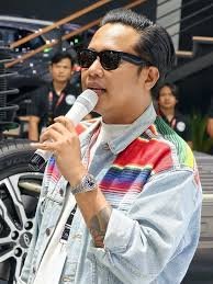 Keseruan Pengalaman Gofar Hilman di IIMS 2026: Berburu Mobil Klasik