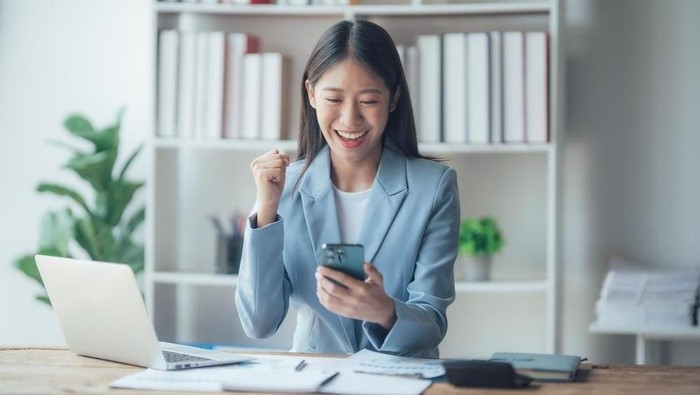 5 Keuntungan Menaruh Saham untuk Masa Depan Finansial