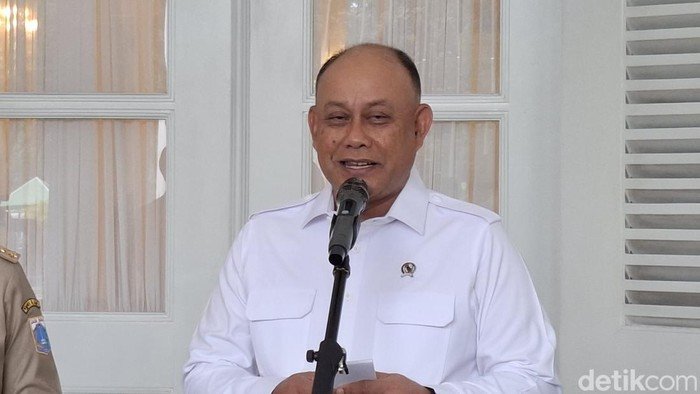 Kepala BGN Klaim MBG Dongkrak Penjualan Otomotif di Indonesia