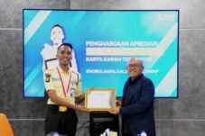 Mengenal Sosok Khoirul Anam, Satpam Berprestasi Pemegang Rekor MURI dengan 3 Gelar Sarjana