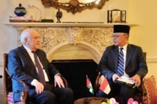 Menlu Sugiono Tegaskan Dukungan RI Saat Bertemu Wakil Tetap Palestina untuk PBB