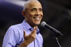 Obama Respons Video Rasis Gambarkan Dirinya Sebagai Monyet di Medsos Trump