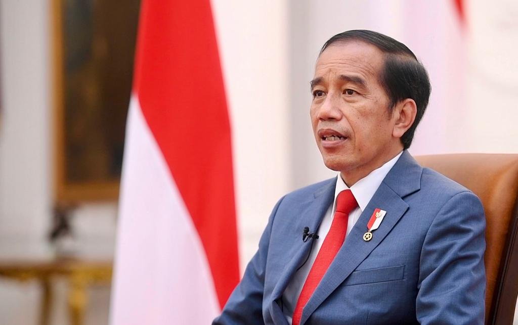 Jokowi Hadir Kirab Budaya PSI Di Tegal, Warga Antusias Menyambut
