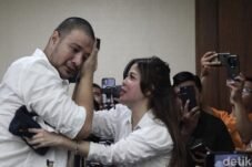 Video: Ammar Zoni Nangis Seusai Pemeriksaan Saksi dari Penyidik