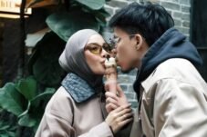 Atta Halilintar Pasang Badan Saat Keluarganya Disebut Cuek ke Aurel