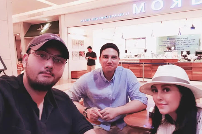 Wajah Tampan yang Tersembunyi: Rahasia Meriam Bellina Taklukkan Putranya yang Keras Kepala