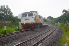 Tragedi Swafoto Maut: 3 Remaja Tewas Tertabrak Kereta di Batang